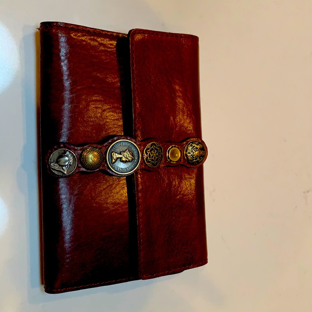 NWOT Patricia Nash Tri-fold Leather Wallet